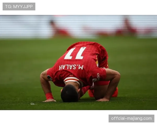 埃基蒂克重伤后利物浦需引援，本赛季新援表现不佳